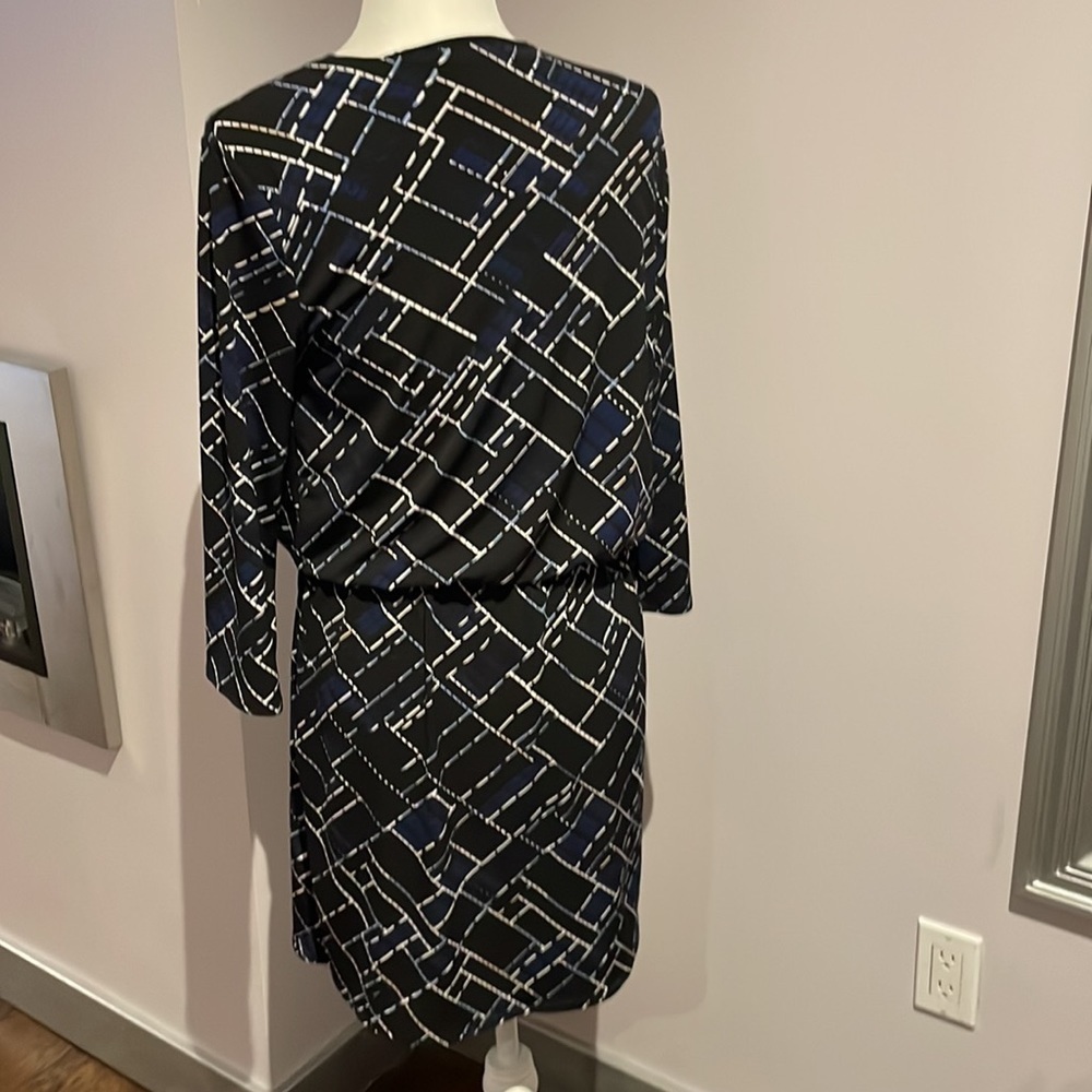 ♡White House black market dress size medium - Picture 4 of 5